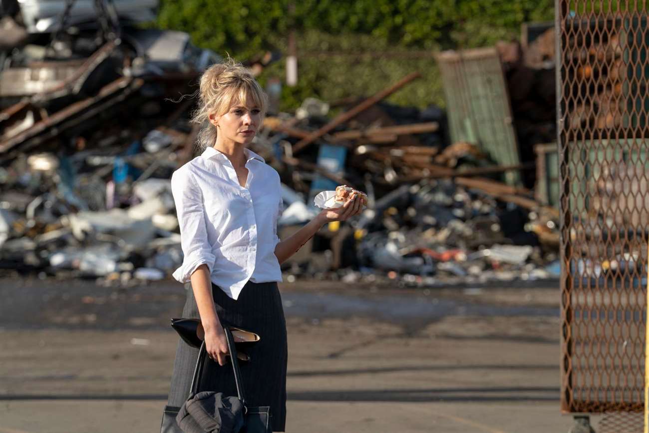 Кадр 5 из Девушка, подающая надежды Девушка, подающая надежды (2020) Постер 5