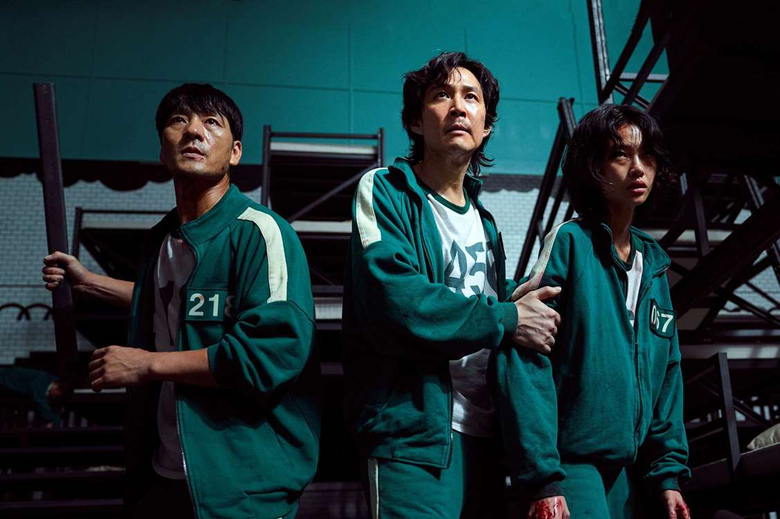 Кадр 1 из Игра в кальмара Игра в кальмара (2021) Постер 1