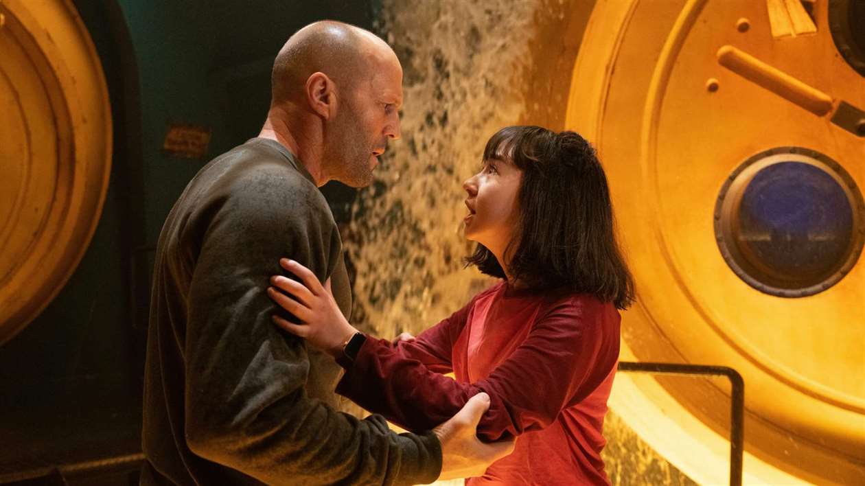 Кадр 1 из Мег 2: Бездна Мег 2: Бездна (2023) Постер 1