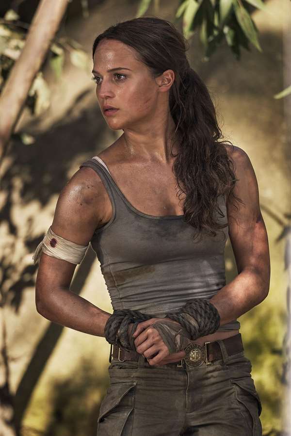 Кадр 2 из Tomb Raider: Лара Крофт Tomb Raider: Лара Крофт (2018) Постер 2