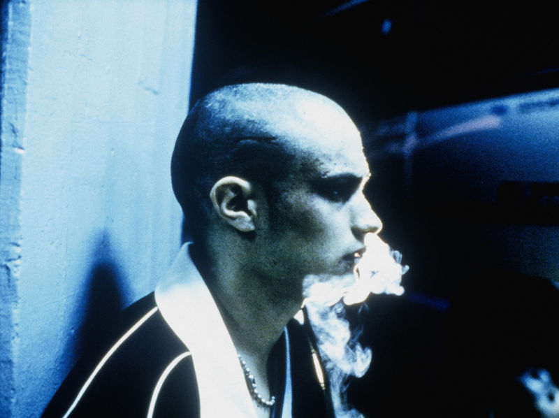 Кадр 5 из Сука-любовь Сука-любовь (2000) Постер 5