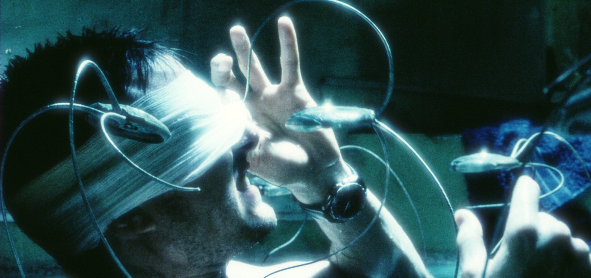 Кадр 5 из Особое мнение Особое мнение (2002) Постер 5