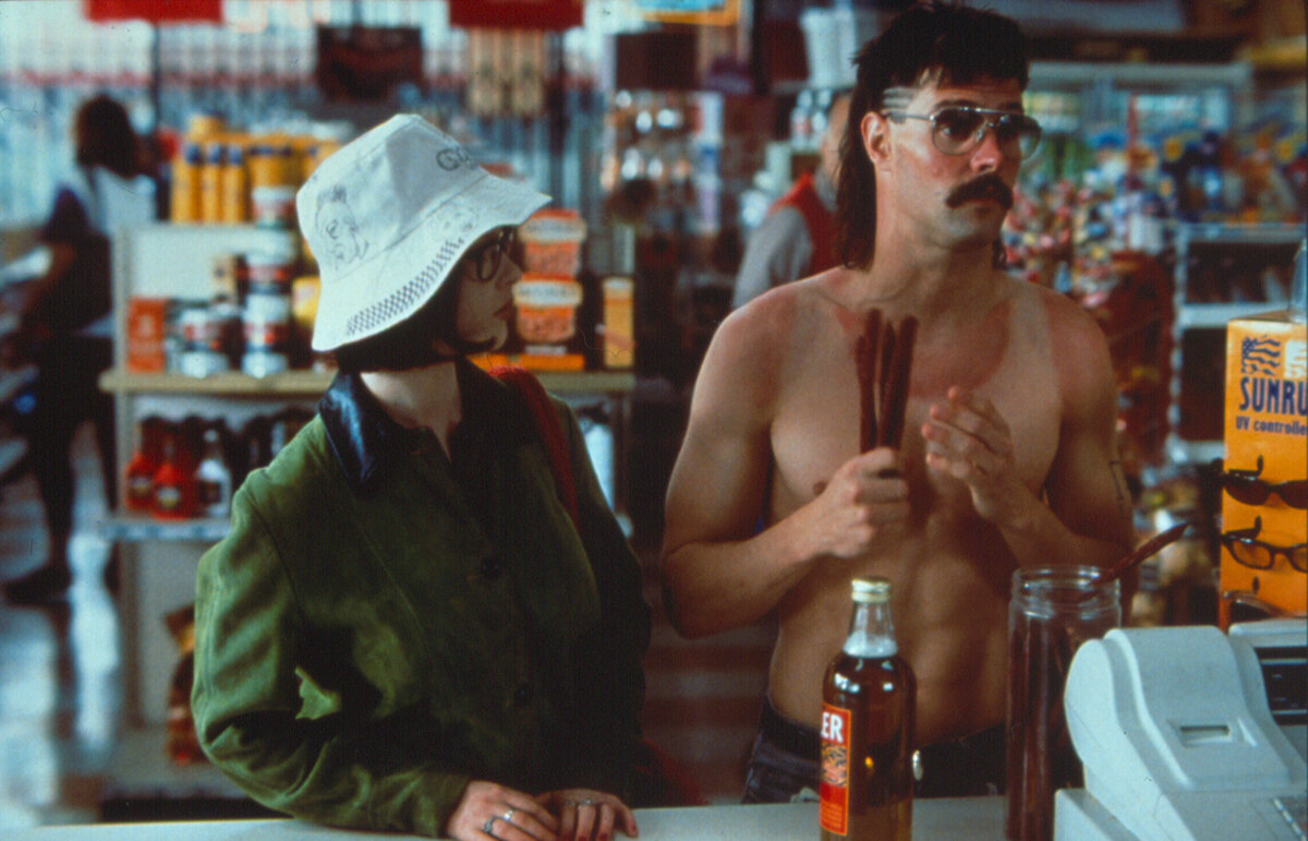 Кадр 2 из Призрачный мир Призрачный мир (2001) Постер 2