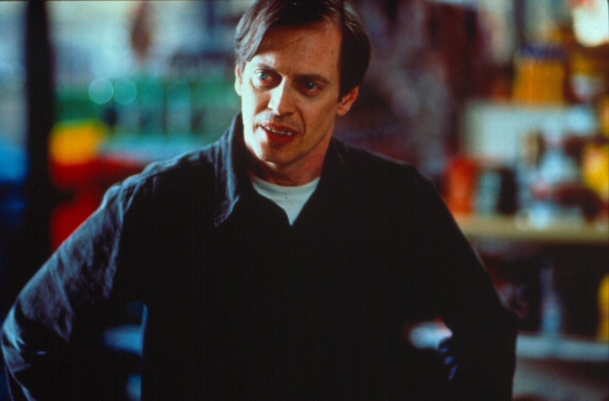 Кадр 3 из Призрачный мир Призрачный мир (2001) Постер 3