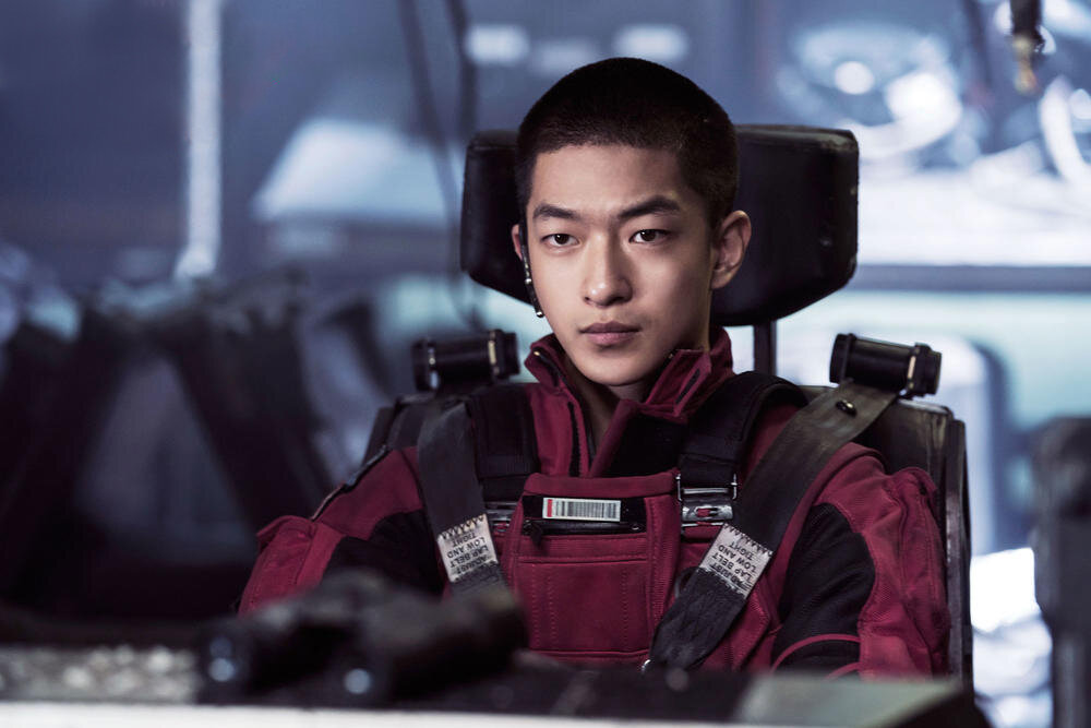 Кадр 2 из Блуждающая Земля Блуждающая Земля (2019) Постер 2