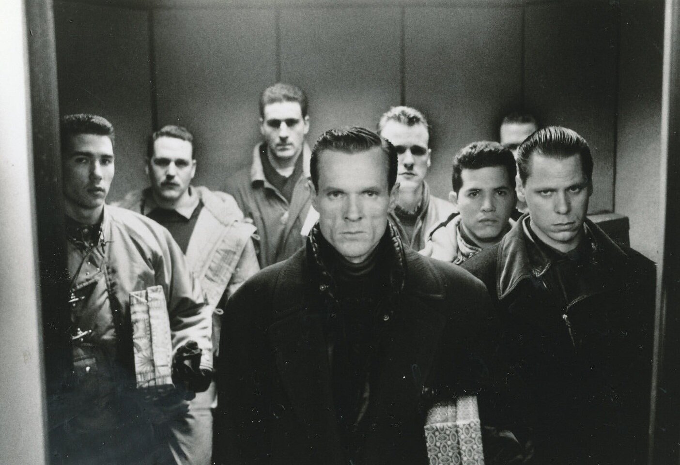Кадр 3 из Крепкий орешек 2 Крепкий орешек 2 (1990) Постер 3