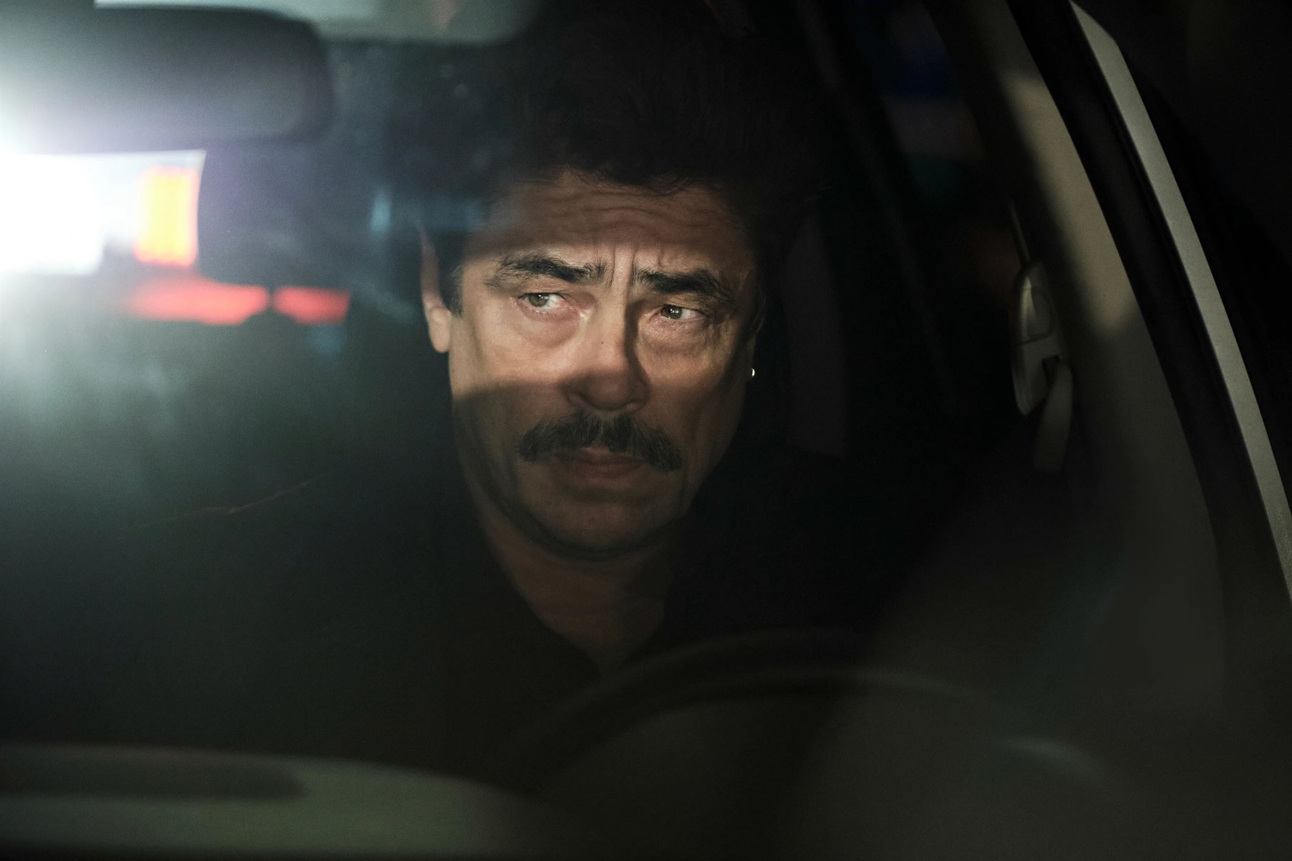 Кадр 1 из Рептилии Рептилии (2023) Постер 1