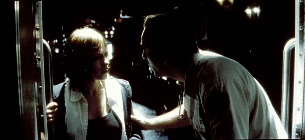 Кадр 6 из Воскрешая мертвецов Воскрешая мертвецов (1999) Постер 6