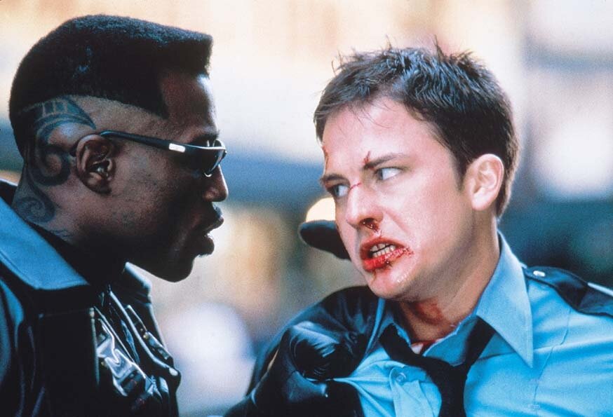 Кадр 2 из Блэйд Блэйд (1998) Постер 2