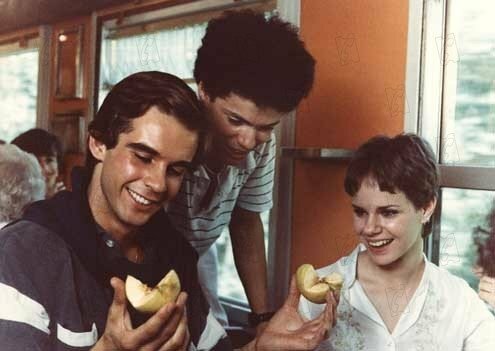 Кадр 1 из Бум 2 Бум 2 (1982) Постер 1