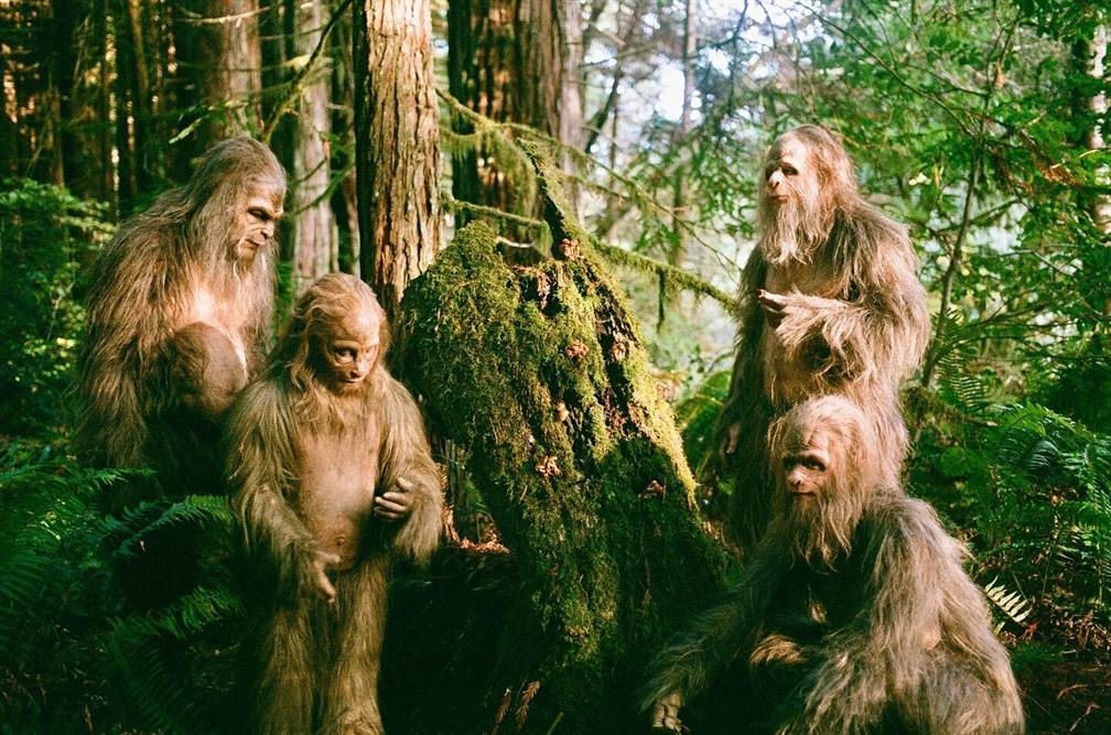 Кадр 1 из Лохматые предки Лохматые предки (2024) Постер 1