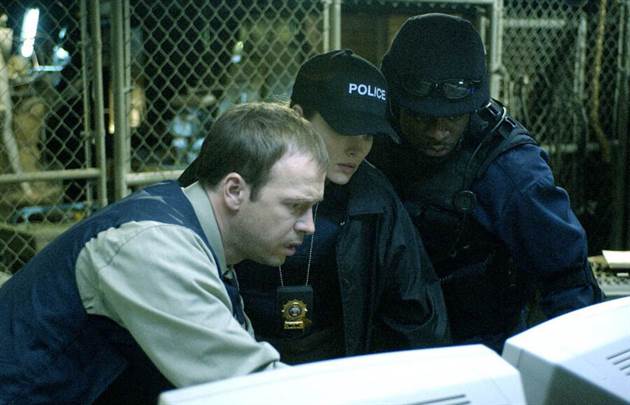 Кадр 3 из Пила 2 Пила 2 (2005) Постер 3