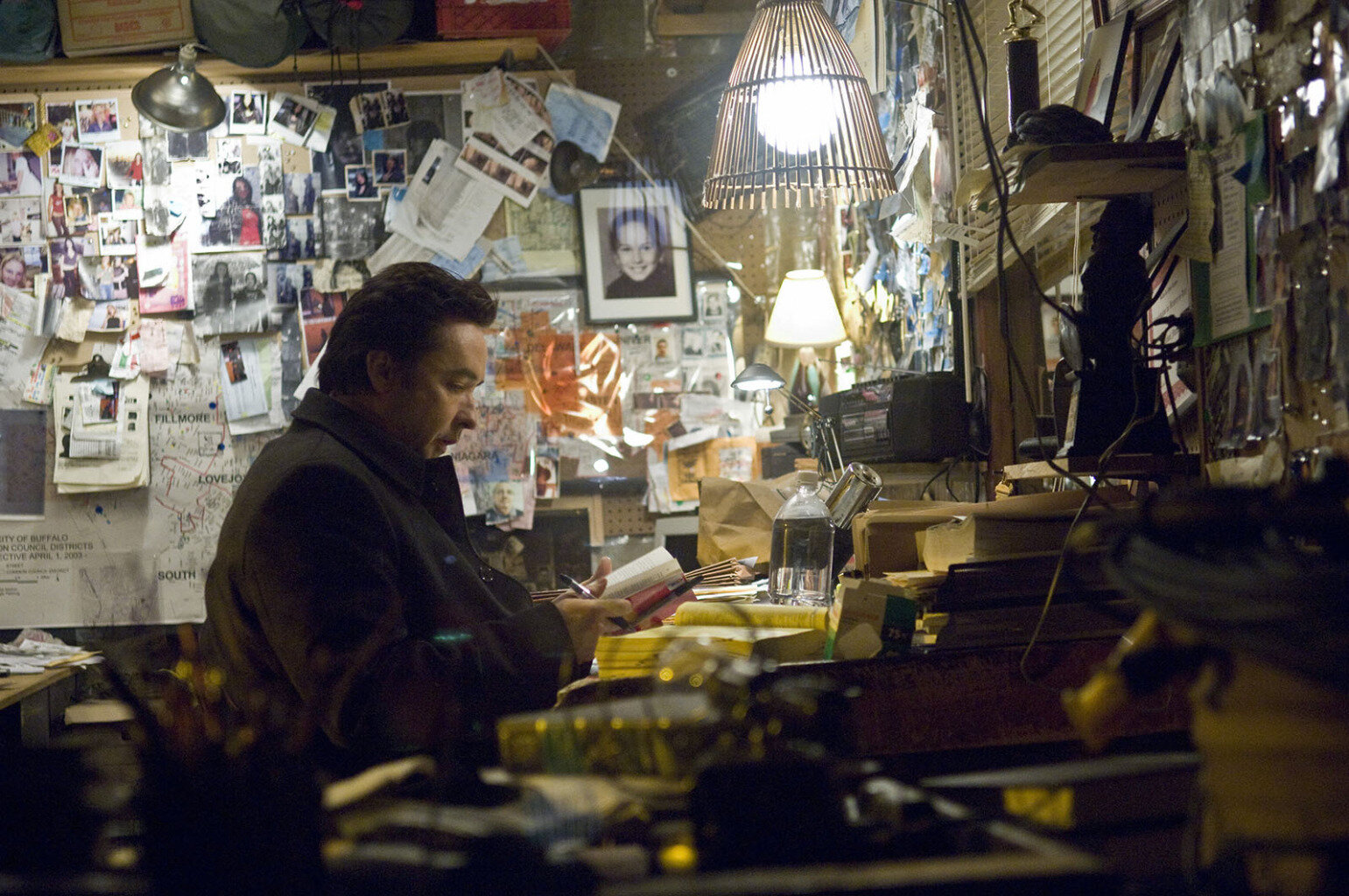 Кадр 4 из Фабрика Фабрика (2010) Постер 4