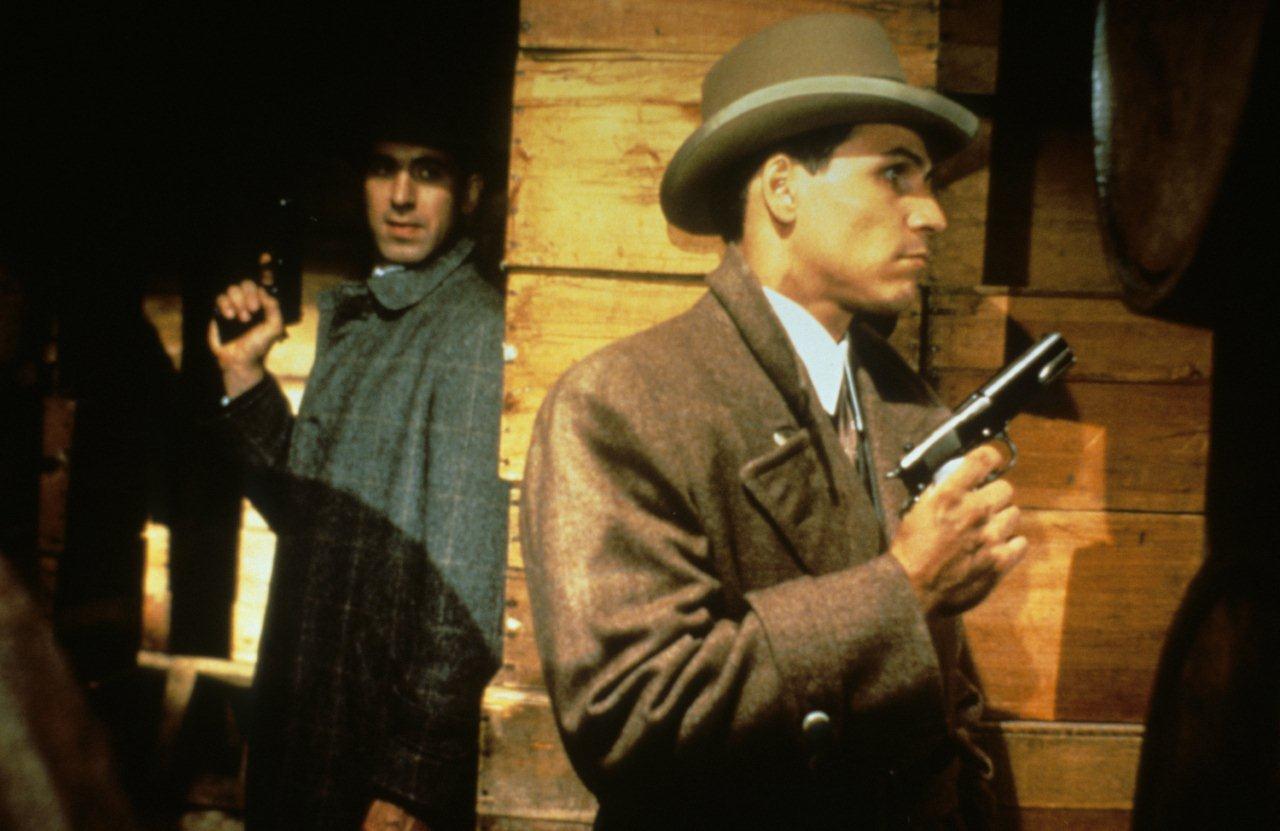 Кадр 4 из Неприкасаемые Неприкасаемые (1993) Постер 4