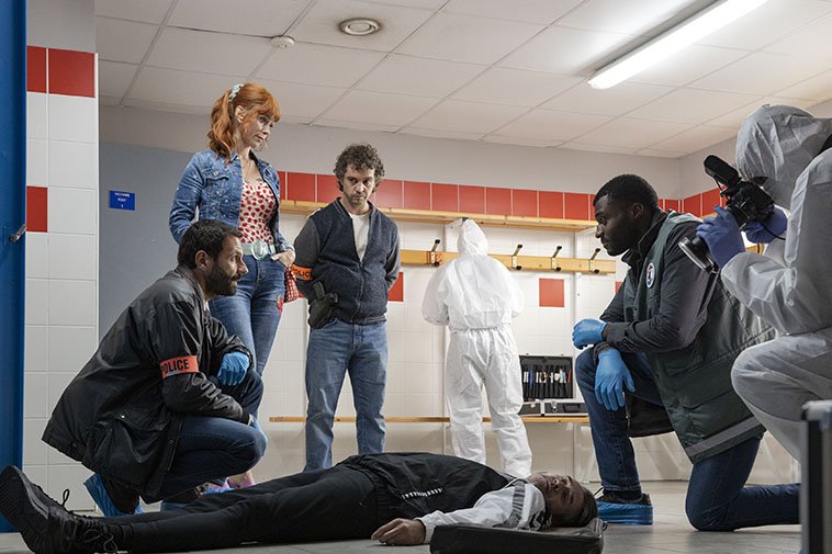 Кадр 4 из Умница Умница (2021) Постер 4