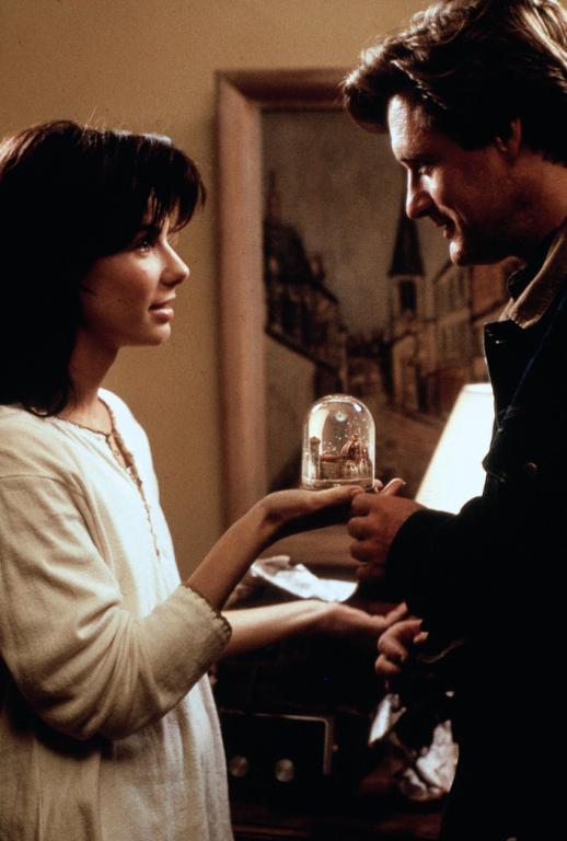 Кадр 4 из Пока ты спал Пока ты спал (1995) Постер 4