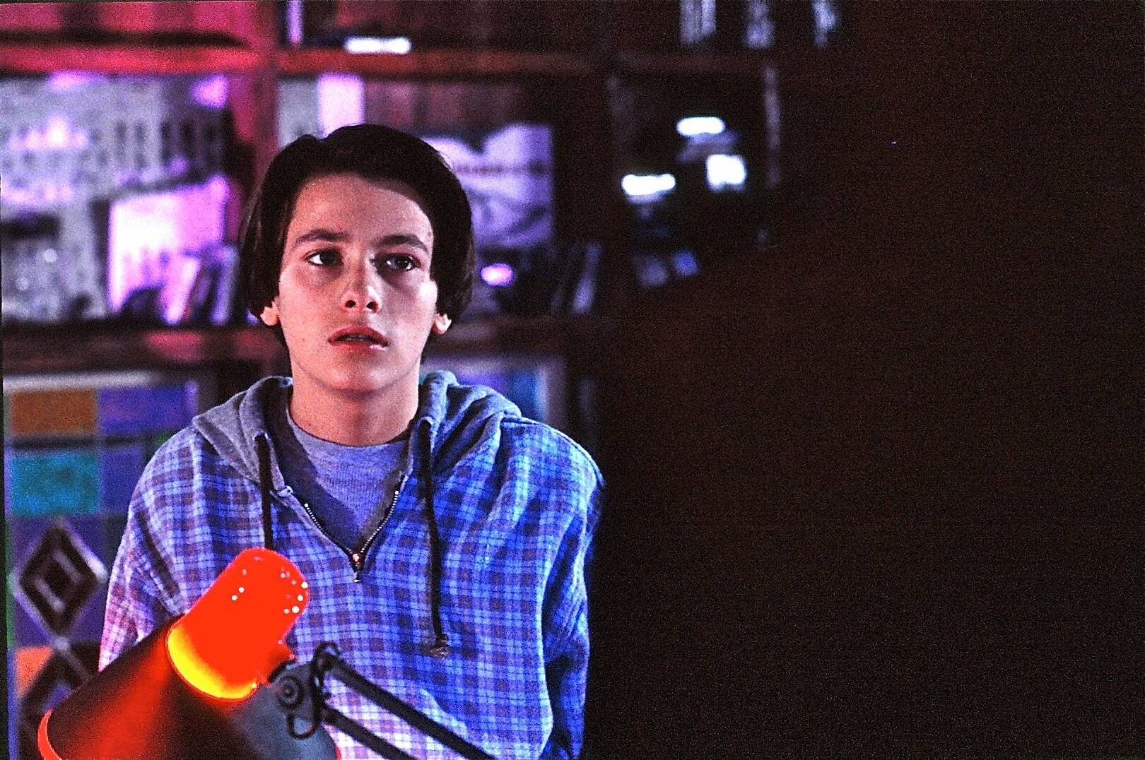 Кадр 6 из Сканирование мозга Сканирование мозга (1994) Постер 6