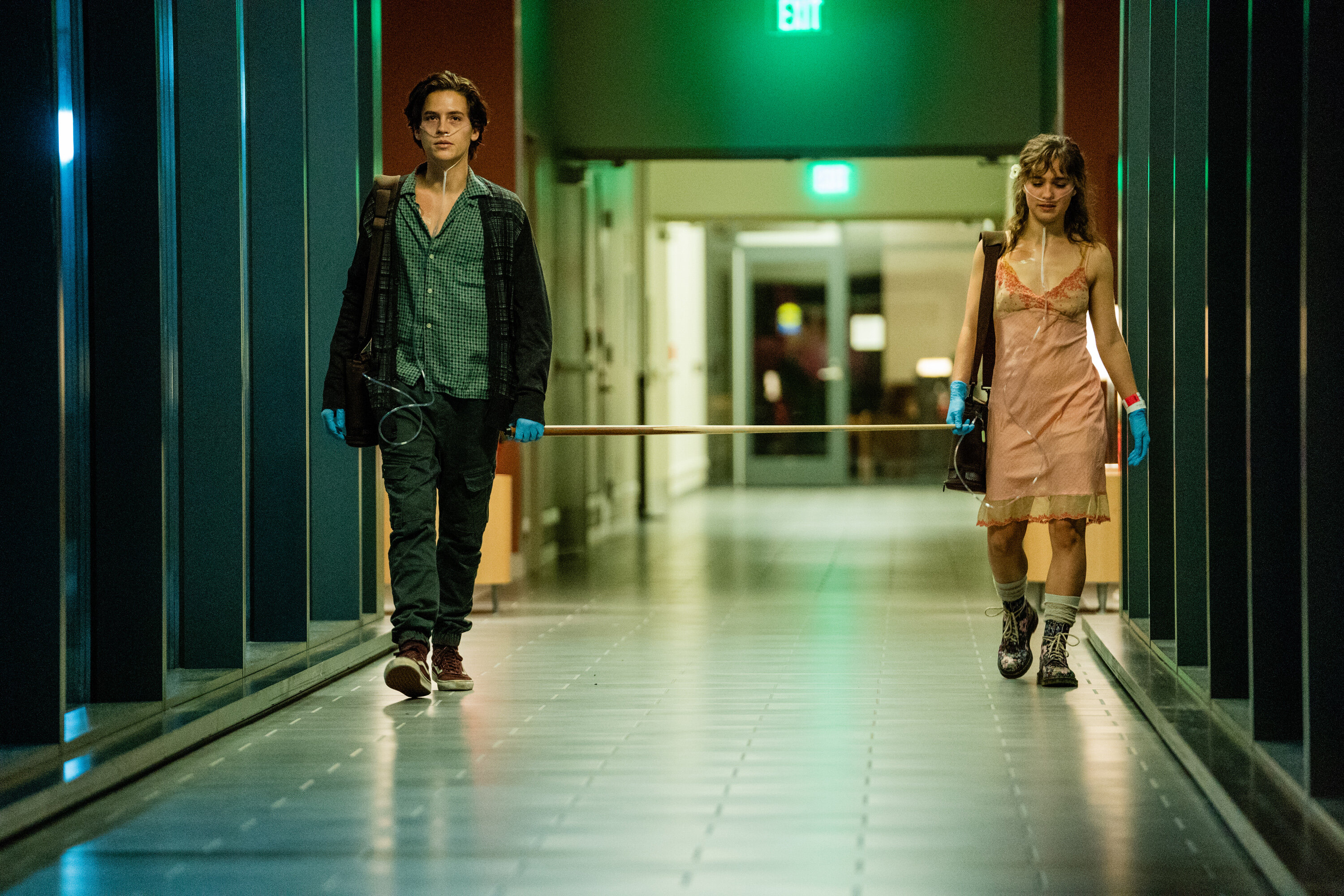 Кадр 3 из В метре друг от друга В метре друг от друга (2019) Постер 3