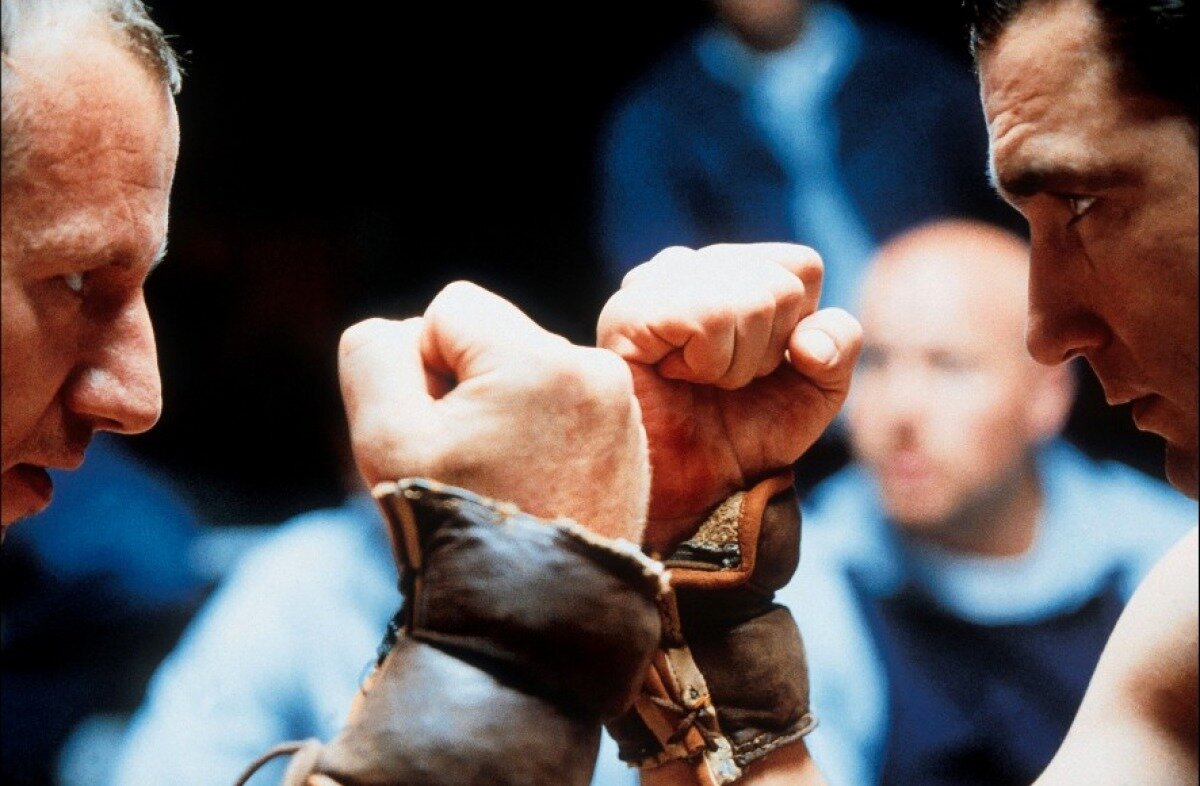 Кадр 4 из Костолом Костолом (2001) Постер 4