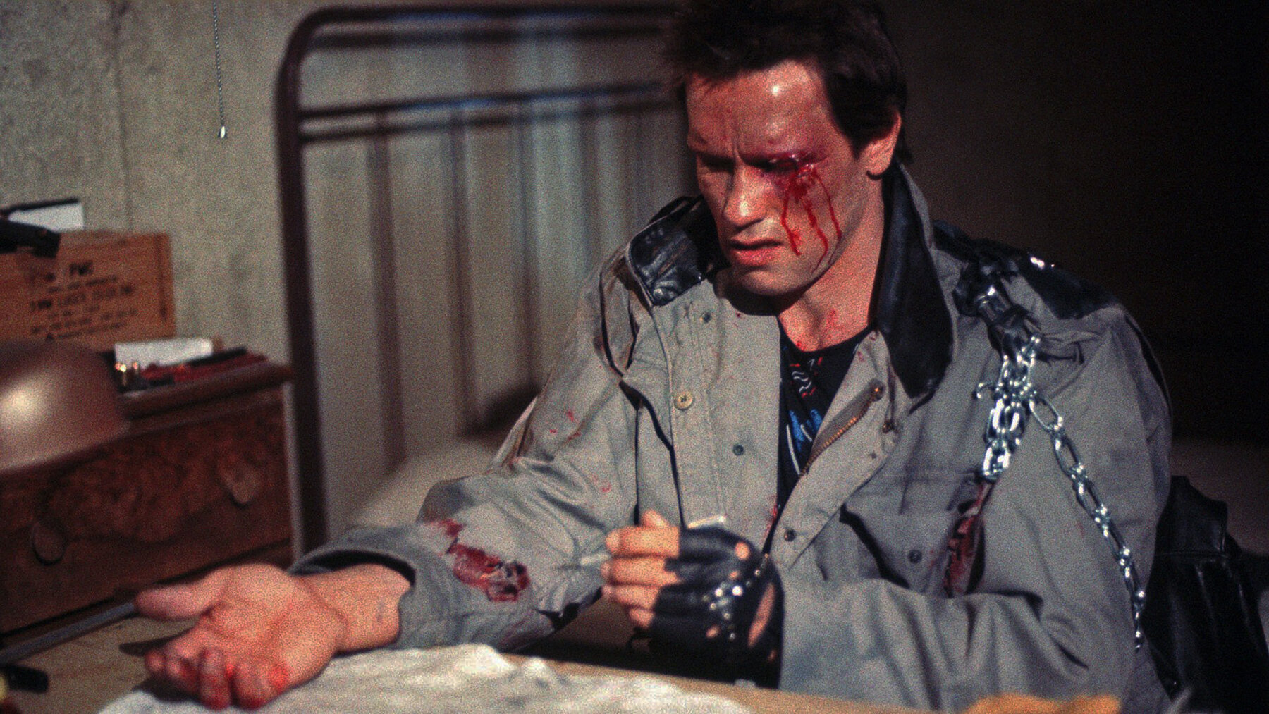 Кадр 3 из Терминатор Терминатор (1984) Постер 3