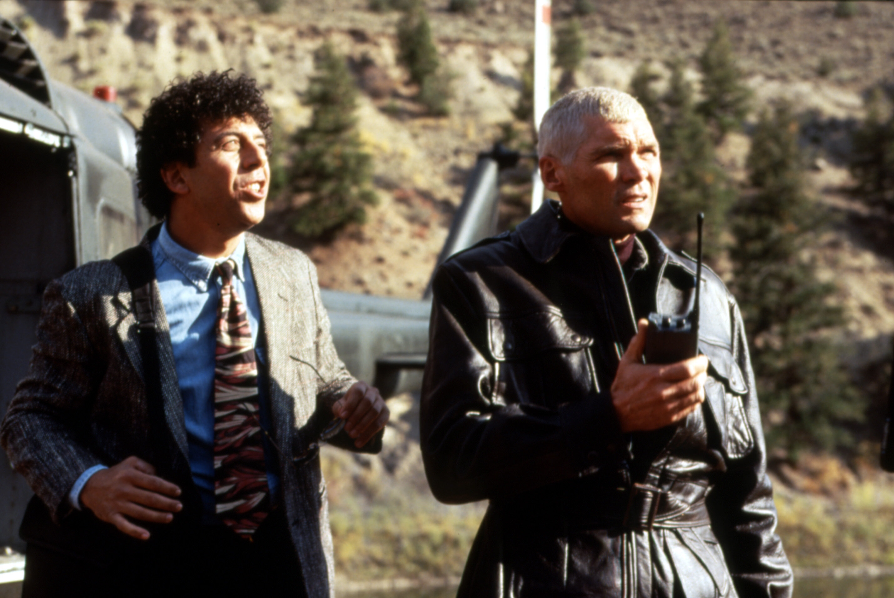 Кадр 3 из В осаде 2: Темная территория В осаде 2: Темная территория (1995) Постер 3