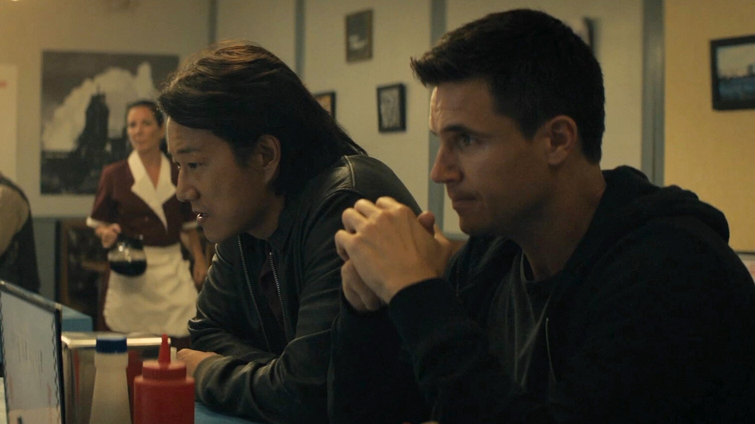 Кадр 8 из Код 8 Код 8 (2019) Постер 8