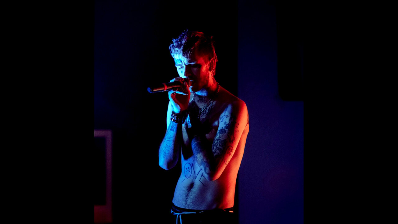 Кадр 1 из Lil Peep: всё для всех Lil Peep: всё для всех (2019) Постер 1
