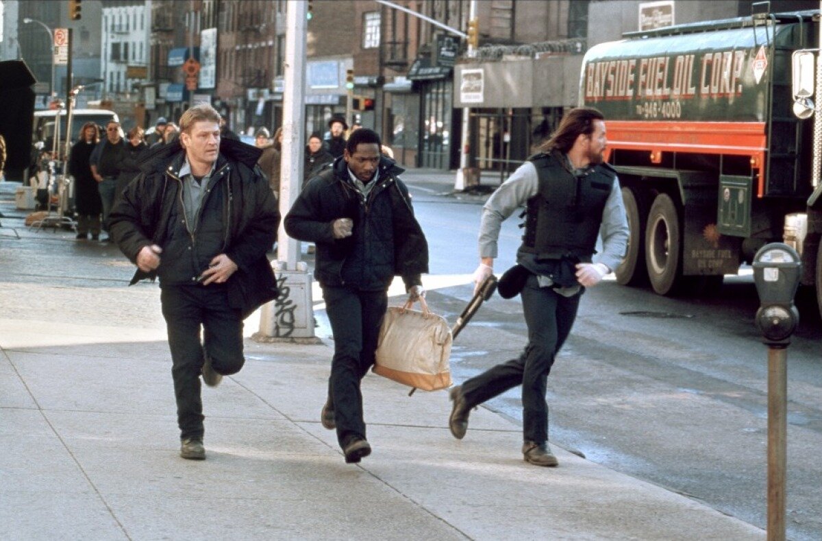 Кадр 3 из Не говори ни слова Не говори ни слова (2001) Постер 3