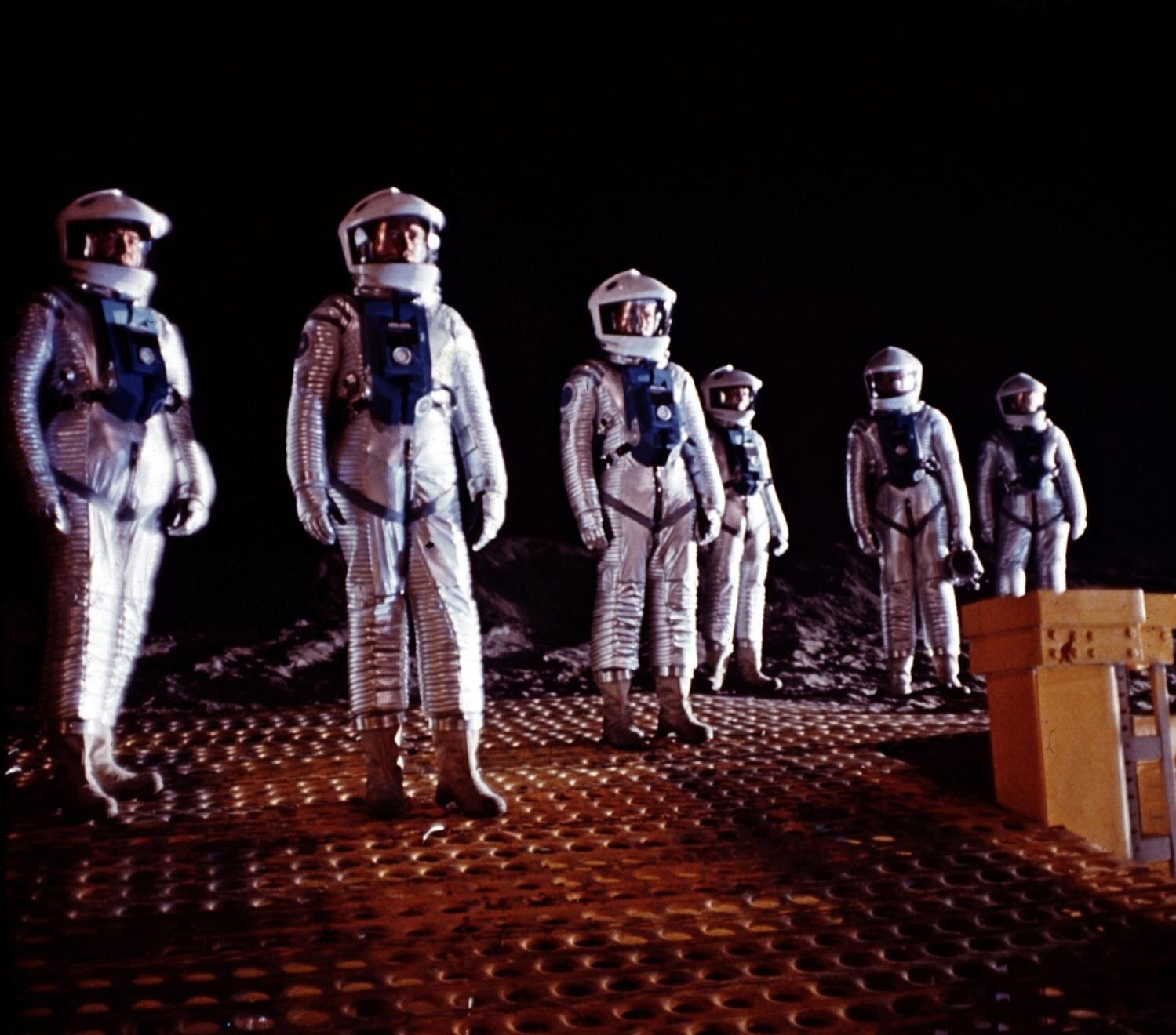 Кадр 1 из 2001 год: Космическая одиссея 2001 год: Космическая одиссея (1968) Постер 1