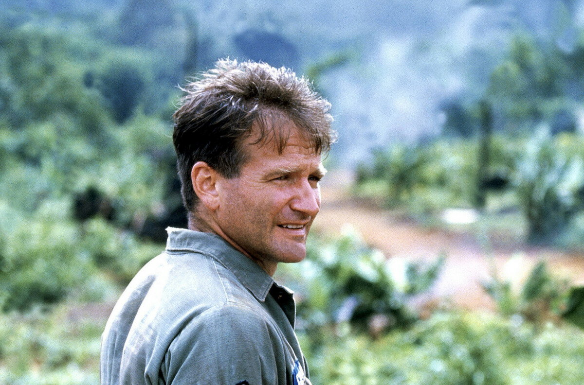 Кадр 2 из Доброе утро, Вьетнам Доброе утро, Вьетнам (1987) Постер 2