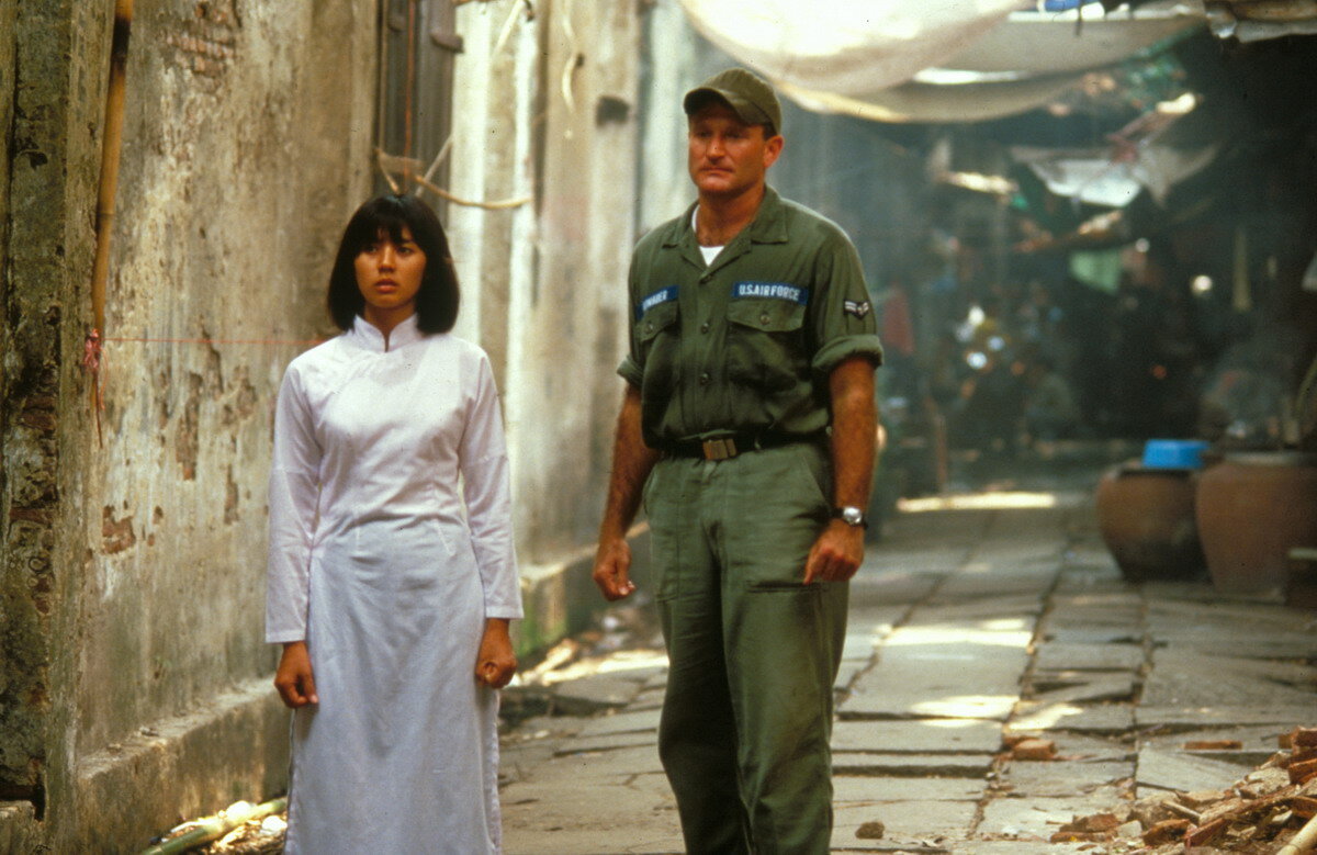 Кадр 7 из Доброе утро, Вьетнам Доброе утро, Вьетнам (1987) Постер 7
