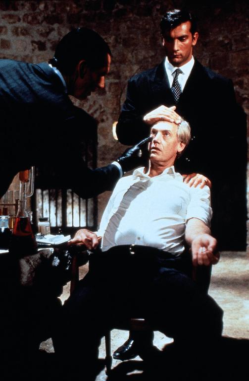 Кадр 4 из Капитан Америка Капитан Америка (1990) Постер 4