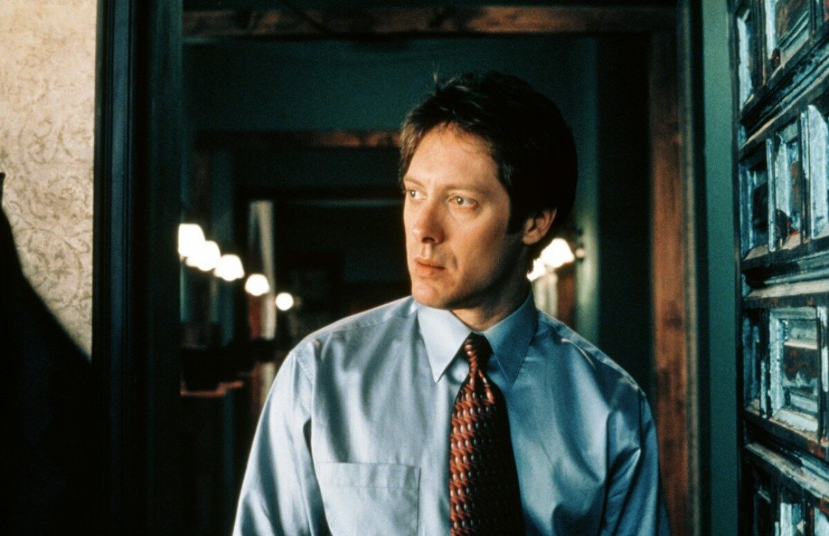 Кадр 3 из Секретарша Секретарша (2001) Постер 3
