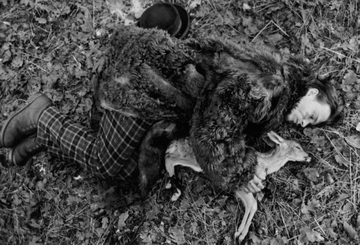 Кадр 3 из Мертвец Мертвец (1995) Постер 3