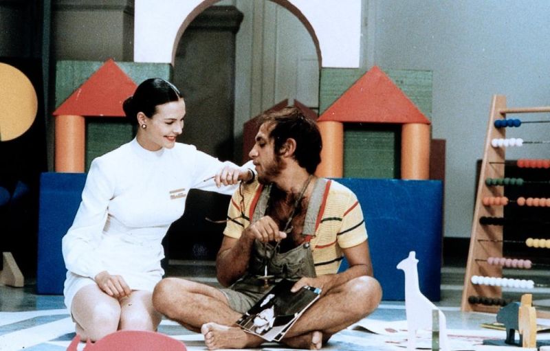 Кадр 3 из Бинго Бонго Бинго Бонго (1982) Постер 3