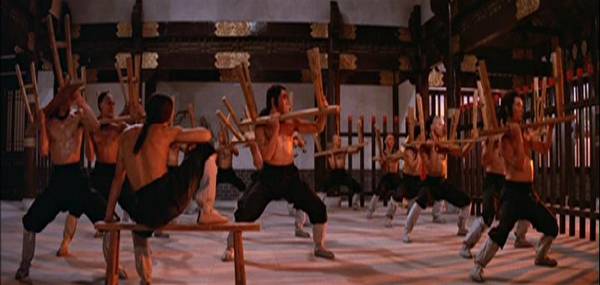 Кадр 4 из Ученики 36 ступеней Шаолиня Ученики 36 ступеней Шаолиня (1985) Постер 4